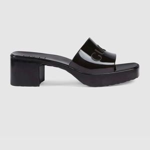 EUC Gucci Rubber Slides - only used once!